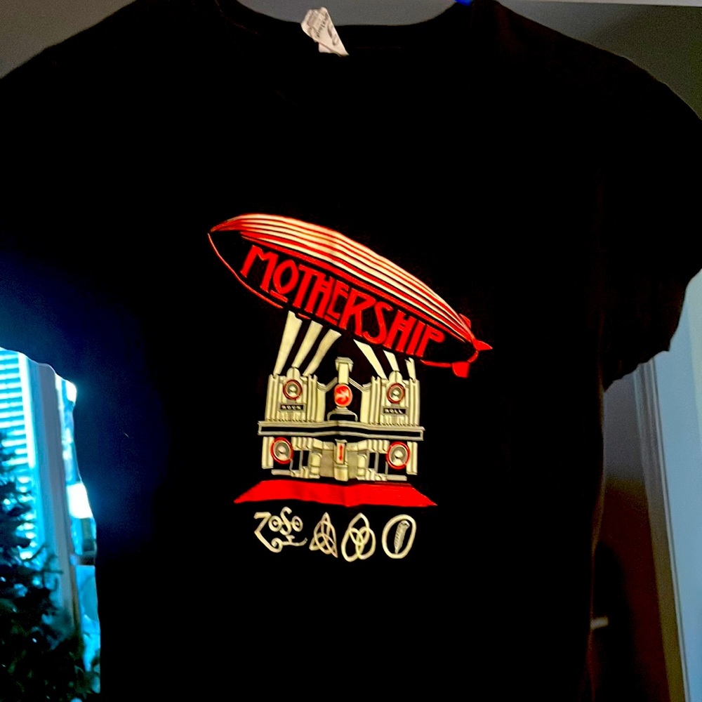 Led Zeppelin Mothership album release tee